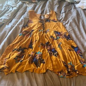 Mustard yellow sleeveless float mini dress size medium